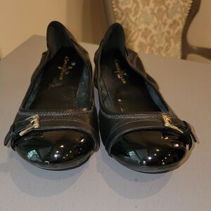 Womens Cole Haan Black Leather Flats Size 7B
